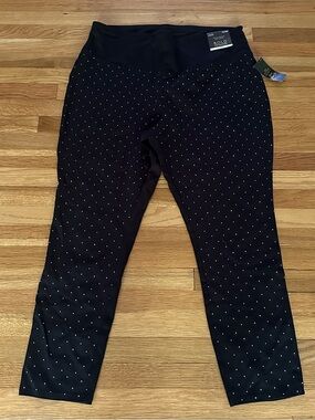 BOLD elements BLACK Leggings with SILVER Dot Embellishments